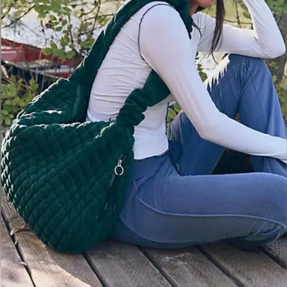 Free People Pucker Up Fleece Carryall Quilted, Adjustable Strap, Nwt